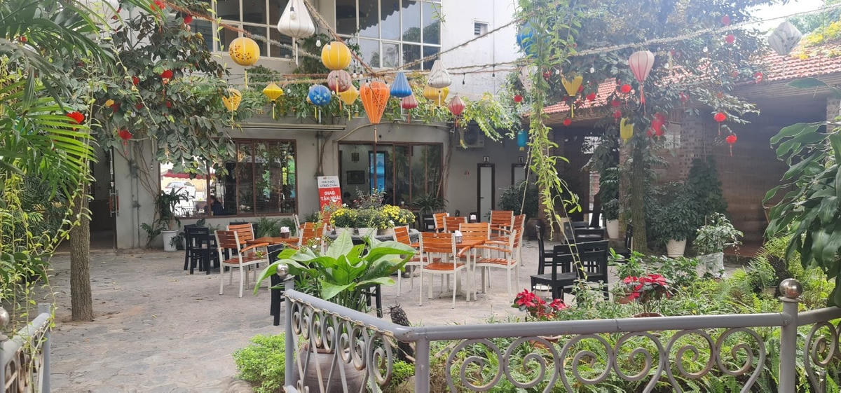 Dân Hải Dương lúng túng trước yêu cầu xét nghiệm trước khi vào quán ăn