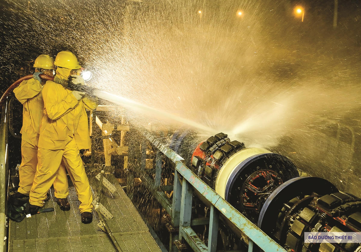 Kỷ niệm 60 năm Ngày truyền thống Ngành Dầu khí Việt Nam (27/11):&nbsp;Petrovietnam - Hành trình 60 năm khởi nguồn và phát triển