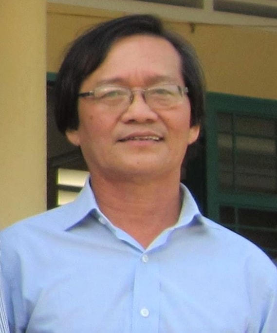 Nhà thơ Đoàn Vị Thượng.