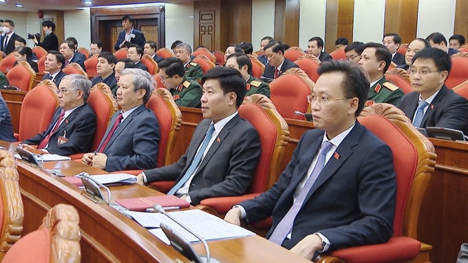 [ẢNH] Hội nghị lần thứ nhất Ban Chấp hành Trung ương khóa XIII