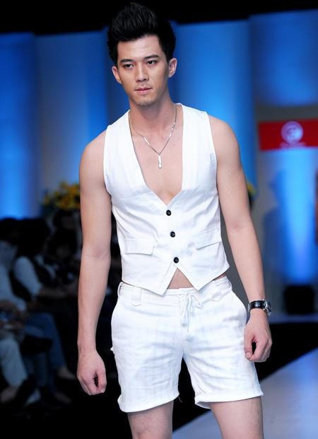 Hà Việt Dũng từng là một người mẫu chuyển sang điện ảnh. 