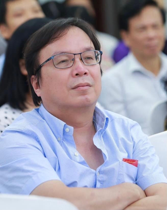 Nhà thơ - nhà báo Nguyễn Tiến Thanh.