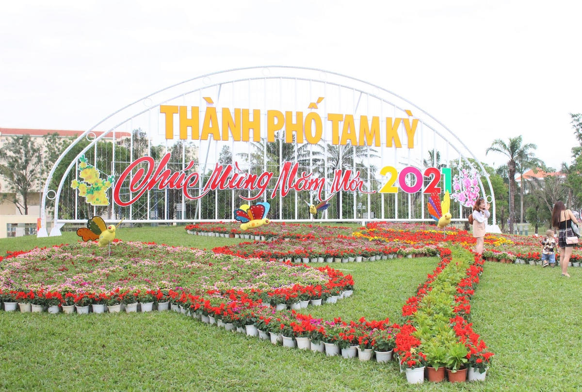 TP Tam Kỳ đón chào mùa xuân mới.