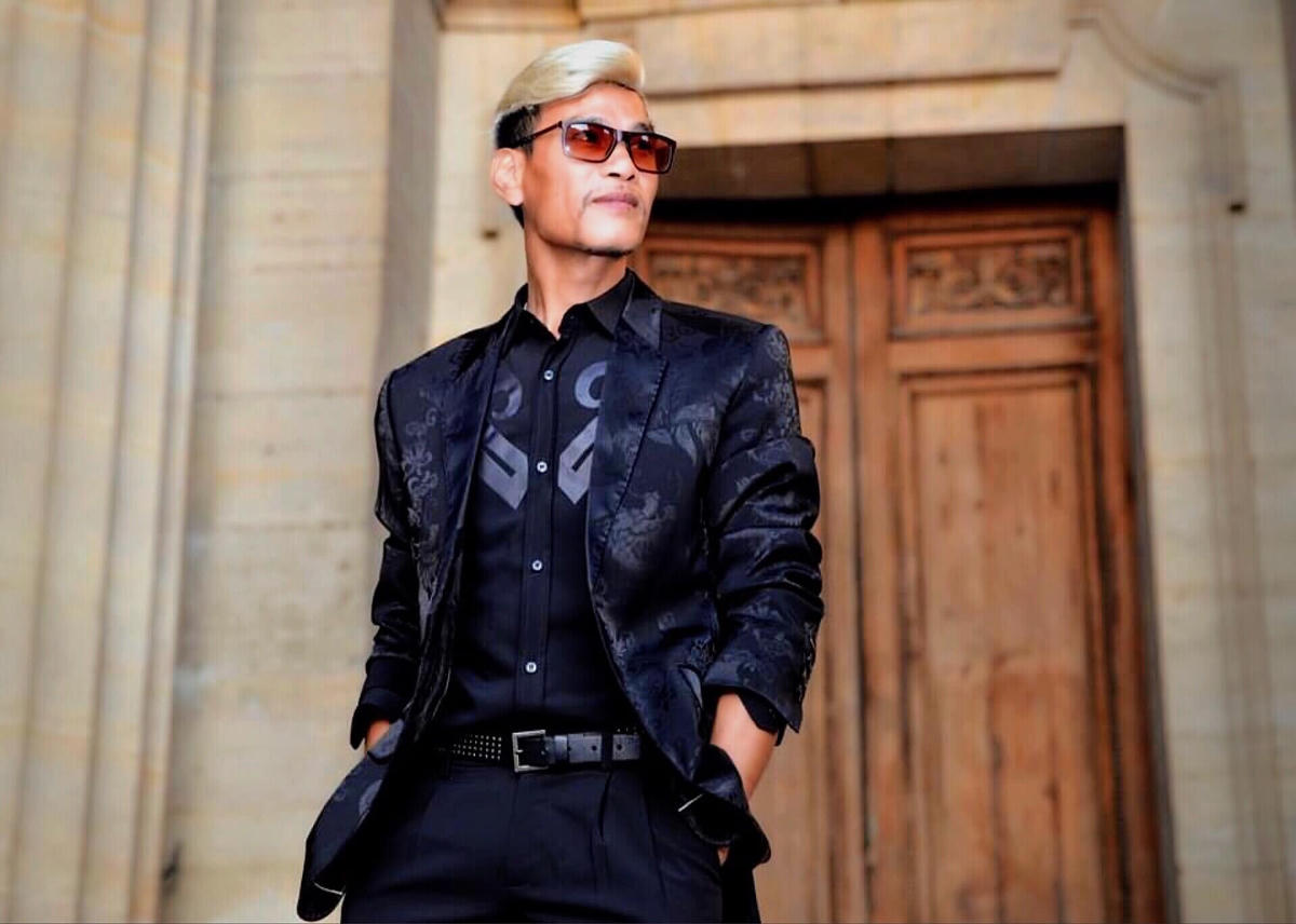 Nhà thiết kế Nguyễn Tiến Lợi nhận định, ăn mặc phản cảm không phải là trào lưu xu hướng.