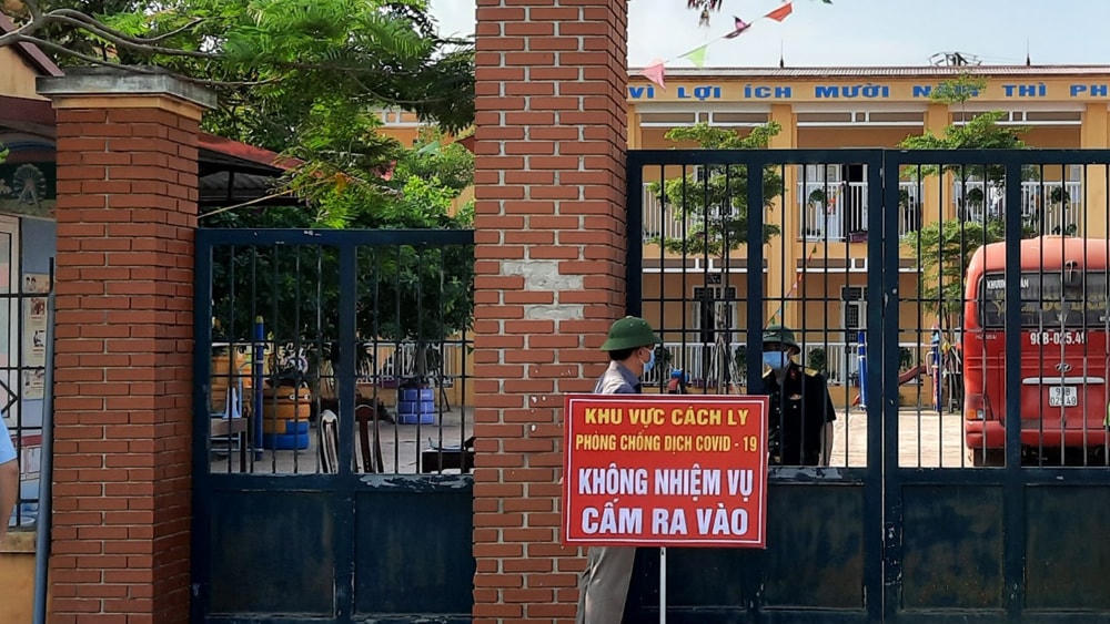 Một điểm cách ly tập trung tại huyện Lạng Giang. Ảnh: Công Doanh.