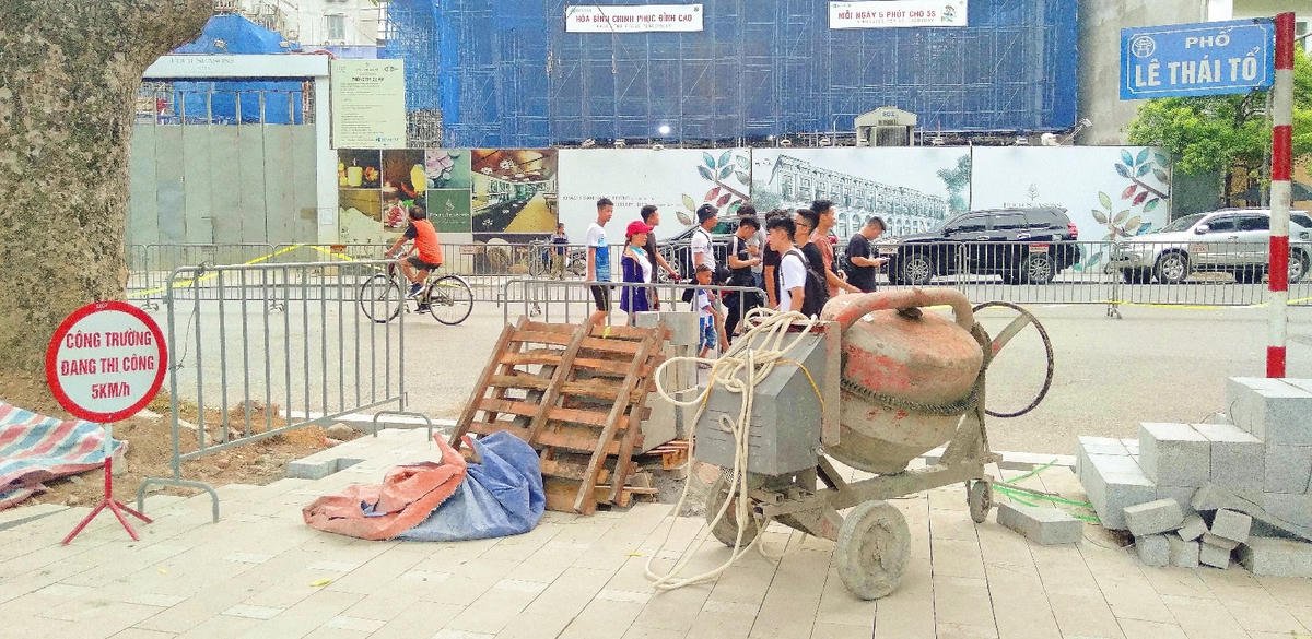 việc thay thế đá ở Hồ Gươm rất cần thiết và là kết quả sau quá trình tranh luận nhiều năm qua giữa các chuyên gia.