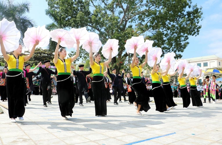 Tự hào Nghệ thuật Xòe Thái