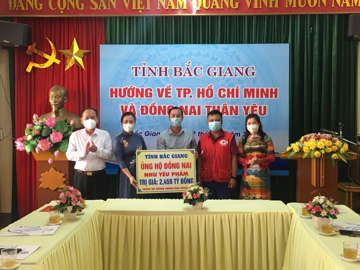 Ủy ban MTTQ tỉnh Bắc Giang: Kêu gọi, vận động ủng hộ TP HCM phòng, chống dịch Covid-19