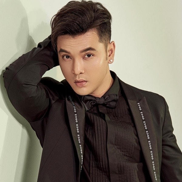 Ưng Hoàng Phúc lên tiếng khi bị tố gây tai nạn rồi bỏ chạy. 