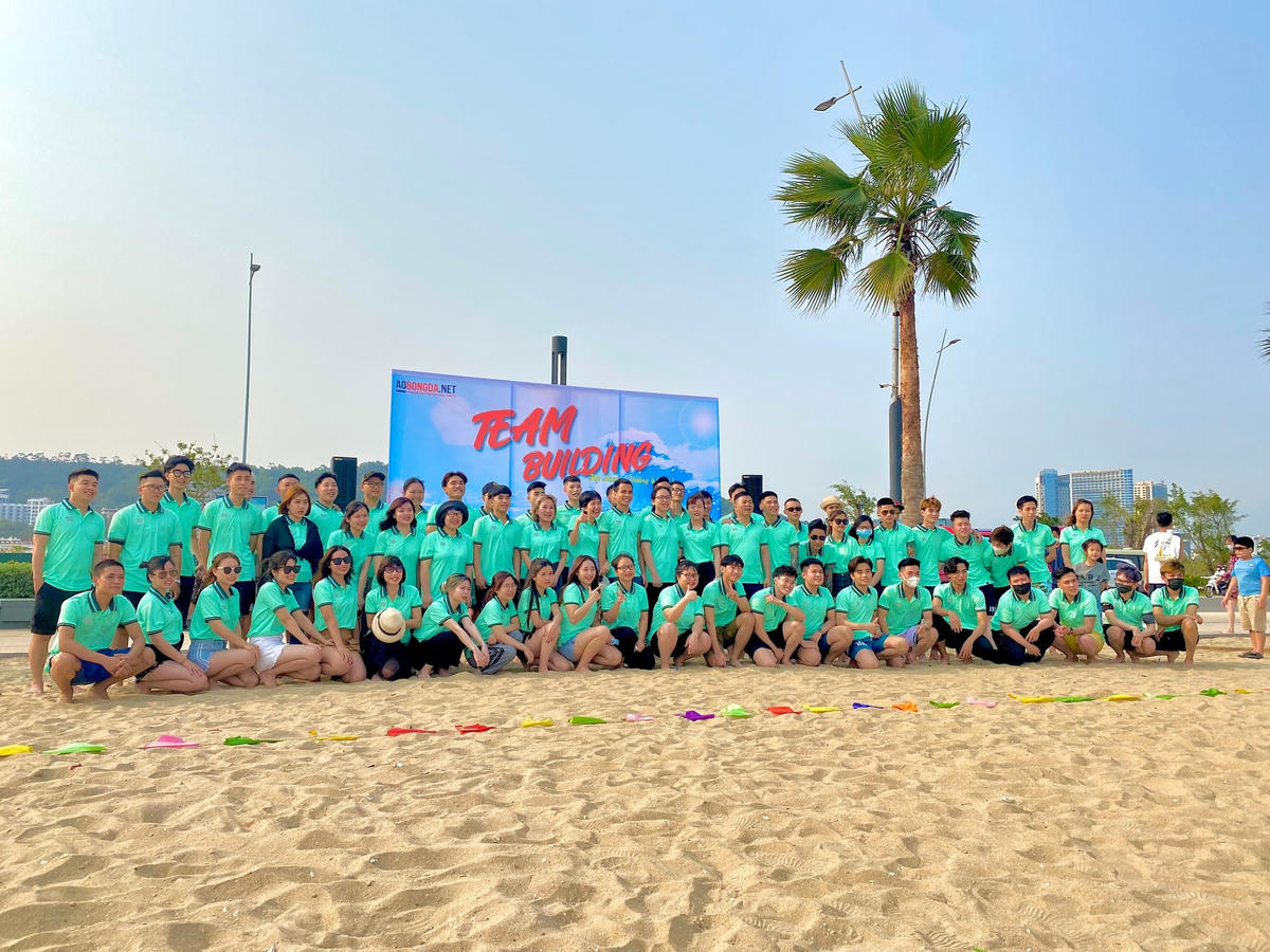 Bãi tắm Sun World Hạ Long thường được lựa chọn là nơi tổ chức team building.