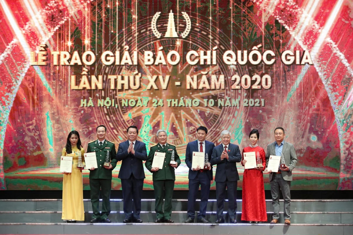 Báo Đại Đoàn Kết nhận giải C Giải báo chí Quốc gia lần thứ XV