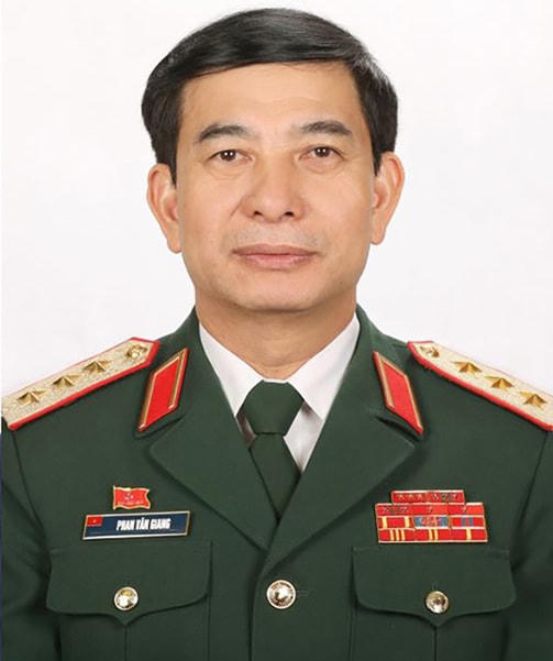 Đồng chí Phan Văn Giang, Thứ trưởng Bộ Quốc phòng, Tổng Tham mưu trưởng Quân đội nhân dân Việt Nam.   
