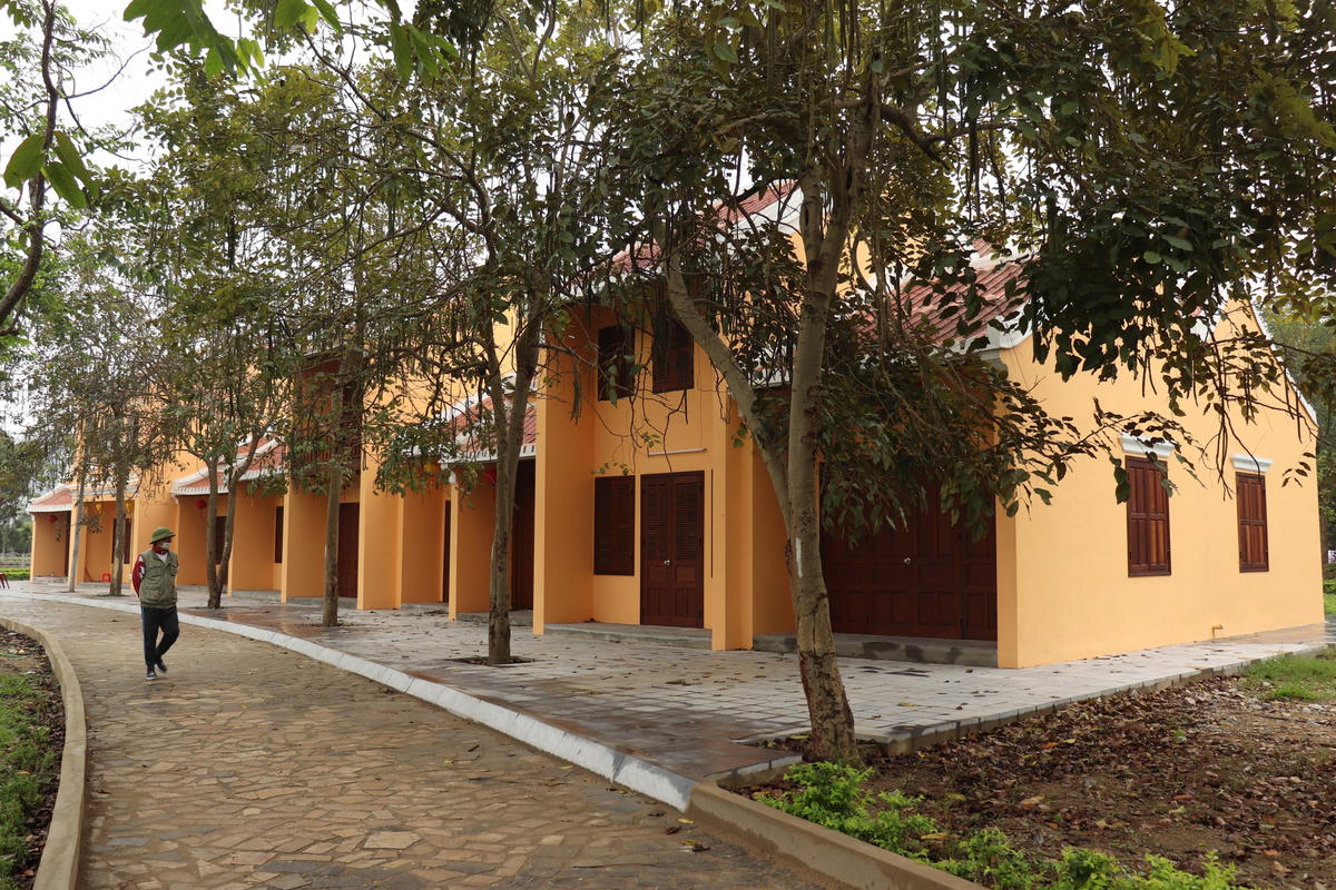 Phiên bản dãy phố cổ Hội An bao gồm 15 căn nhà gỗ, trong đó có 9 căn nhà 1 tầng và 6 căn nhà 2 tầng được thiết kế trên diện tích gần 1.000m2 được lựa chọn từ các kiểu kiến trúc nhà cổ tiêu biểu của tuyến phố Trần Phú và tuyến phố Nguyễn Thị Minh Khai - là vùng lõi đặc trưng của khu phố cổ Hội An - Di sản văn hóa thế giới. 