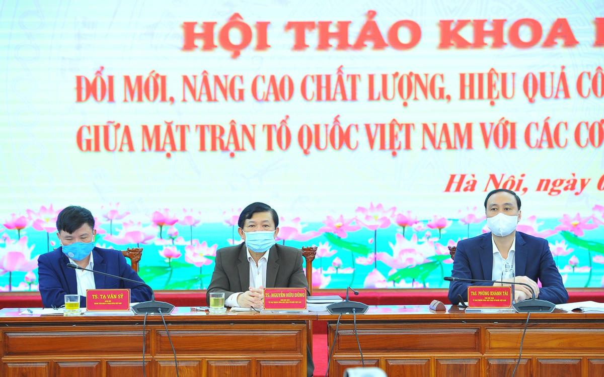 Chủ trì Hội thảo.