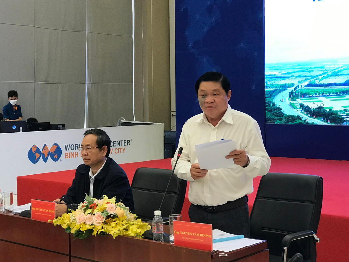 Ông Nguyễn Tầm Dương, Chánh văn phòng UBND tỉnh Bình Dương thông tin về tình hình kinh tế - xã hội quý I/2022 và phương, hướng nhiệm vụ trong quý II của tỉnh.