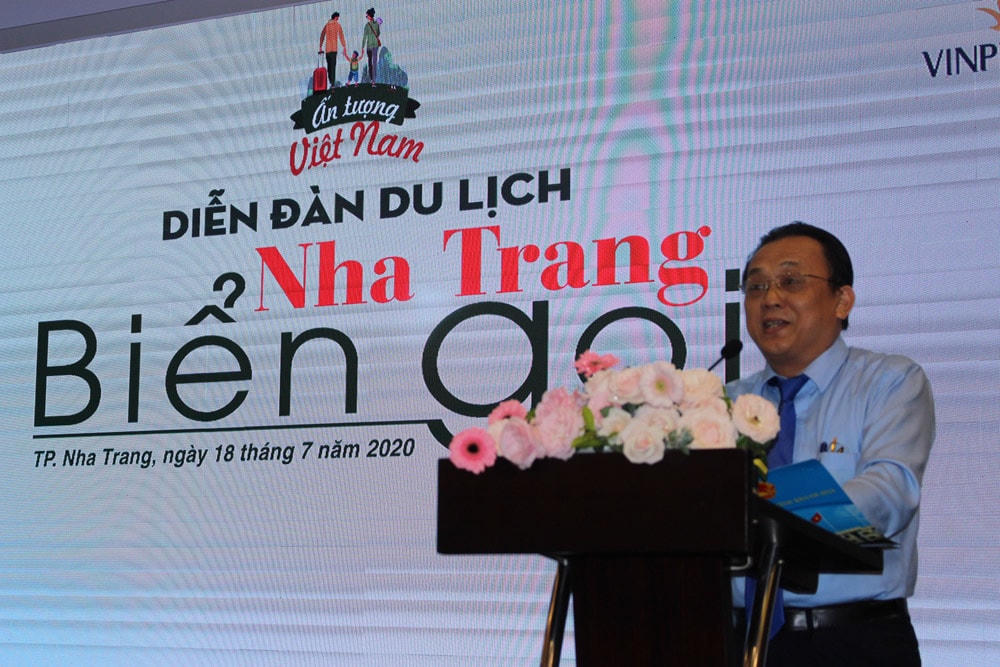 Ông Lê Hữu Hoàng, Phó Chủ tịch UBND tỉnh Khánh Hòa phát biểu tại Hội nghị.