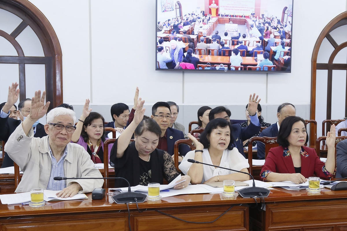 Đoàn Chủ tịch UBTƯ MTTQ Việt Nam thông qua danh sách sơ bộ người của các cơ quan Trung ương được giới thiệu ứng cử ĐBQH khóa XV. Ảnh: Quang Vinh.