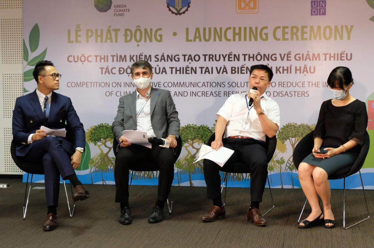 Toàn cảnh lễ phát động.