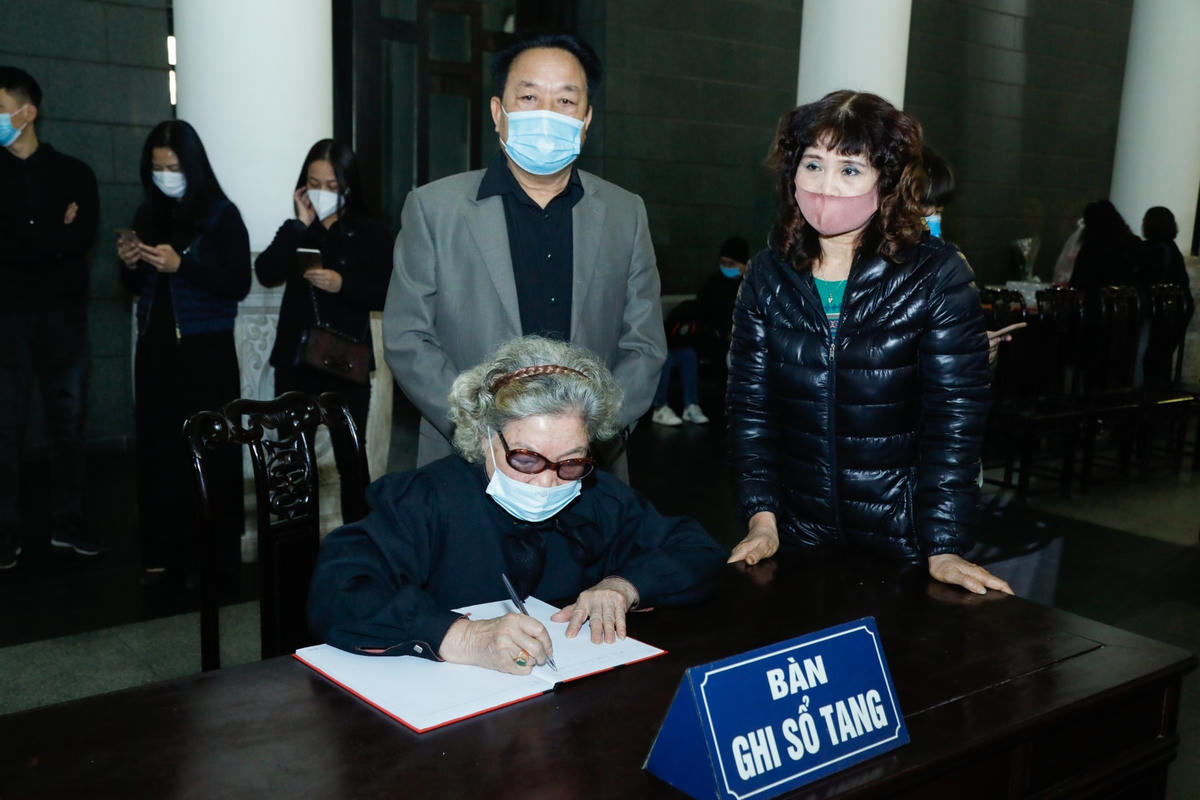 Tiễn biệt NSND Trần Hạnh
