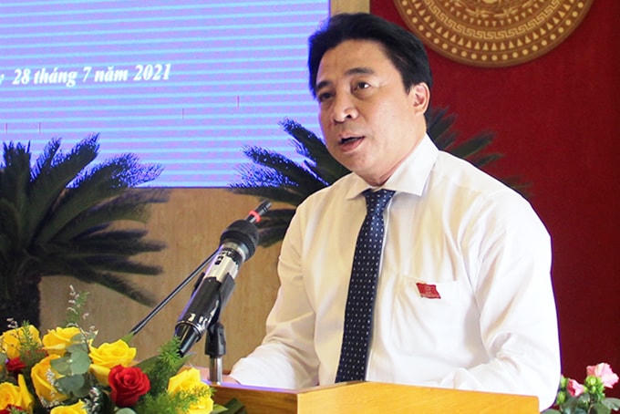 Ông Nguyễn Khắc Toàn, Phó Bí thư Thường trực Tỉnh ủy, Chủ tịch HĐND tỉnh Khánh Hòa, Phát biểu khai mạc kỳ họp.