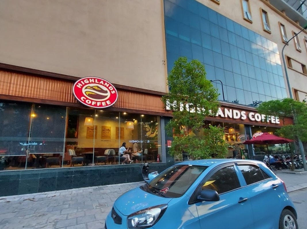 Quán cafe, giải khát chỉ được bán hàng mang về, mang đi.