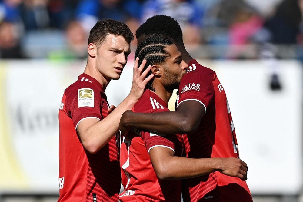 Bayern Munich đã tìm lại niềm vui sau nỗi buồn mang tên Champions League bằng chiến thắng 3-0 trên sân của Arminia Bielefeld ở vòng 30 Bundesliga.