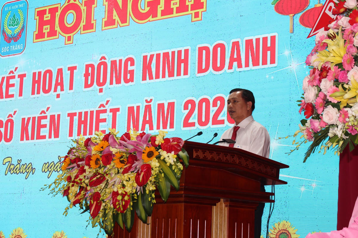 Ông Trần Văn Lâu, Chủ tịch UBND tỉnh Sóc Trăng phát biểu tại hội nghị.