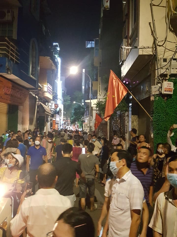 Hoàn thành việc khám nhà ông Nguyễn Đức Chung