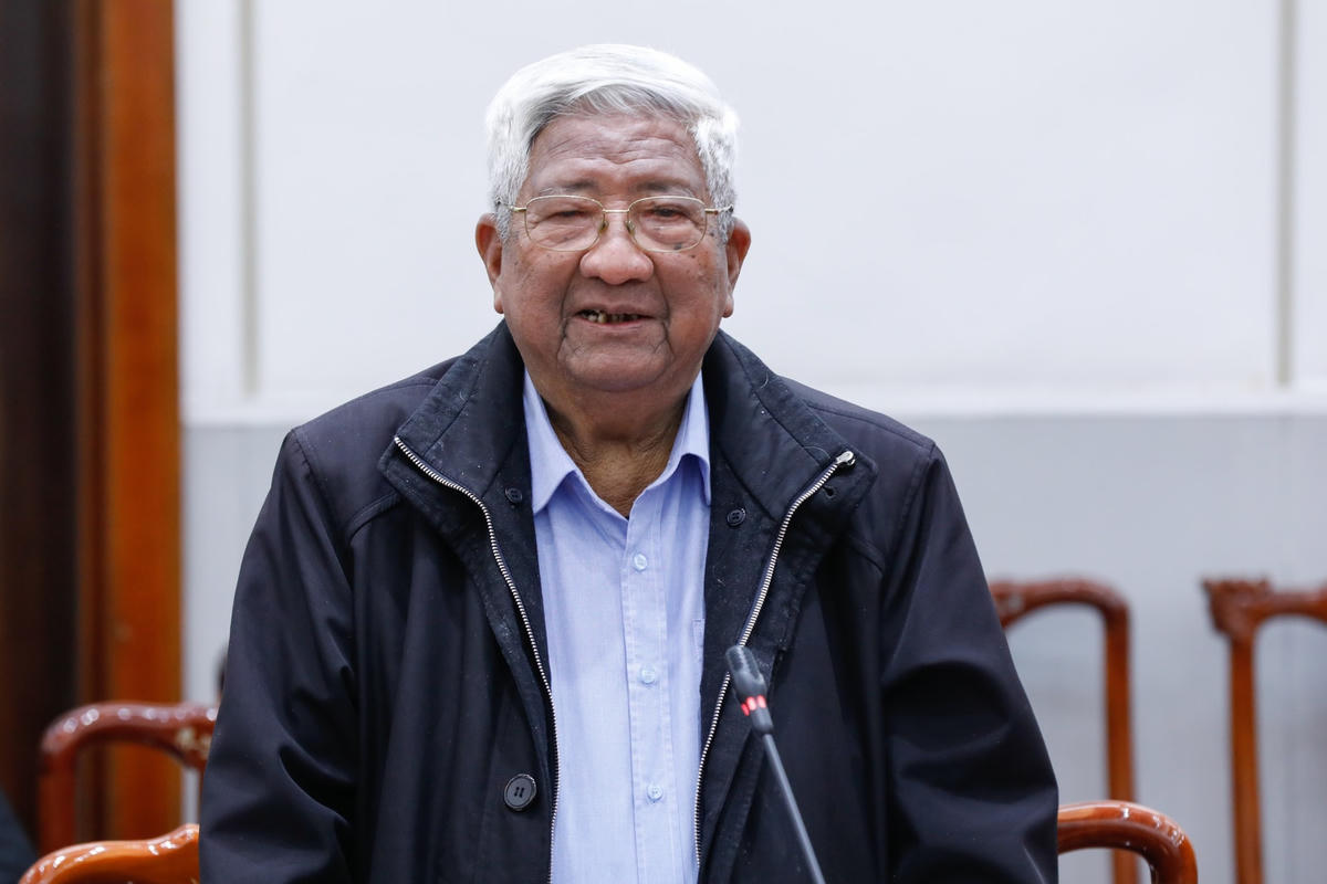 Nguyên Chủ tịch UBTƯ MTTQ Việt Nam Phạm Thế Duyệt phát biểu tại buổi gặp mặt.