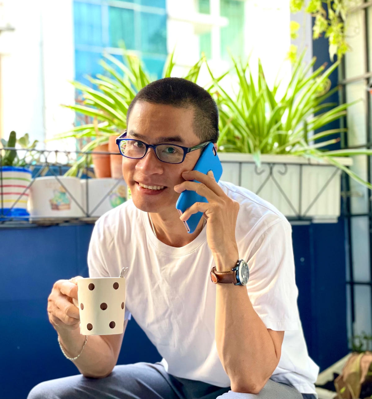 Nhà thơ Nguyễn Phong Việt.