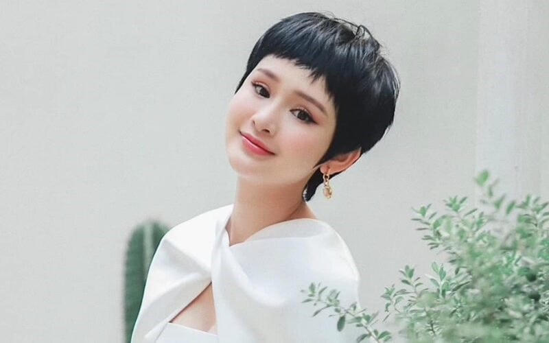 Giọng ca "Cần xa" thừa nhận khủng hoảng vì scandal tình ái.