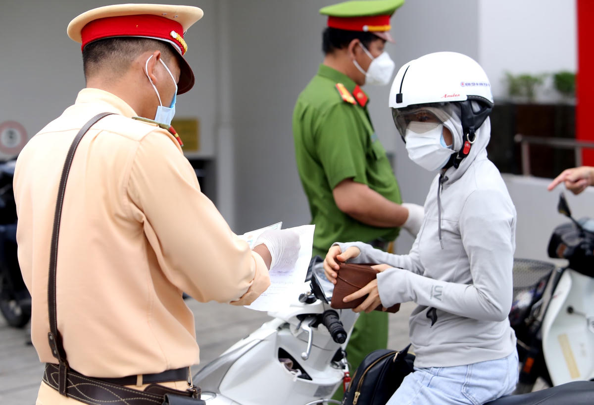 Kiểm soát chặt và xử lý nghiêm các trường hợp không thực hiện hiện trong thời gian giãn cách theo chỉ thị 16. 
