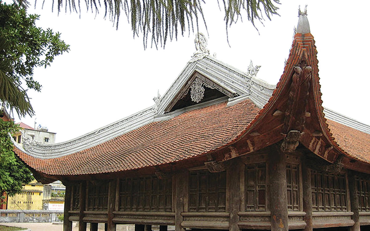 Đình làng Đình Bảng là công trình có các đầu đao vươn xa nhất.