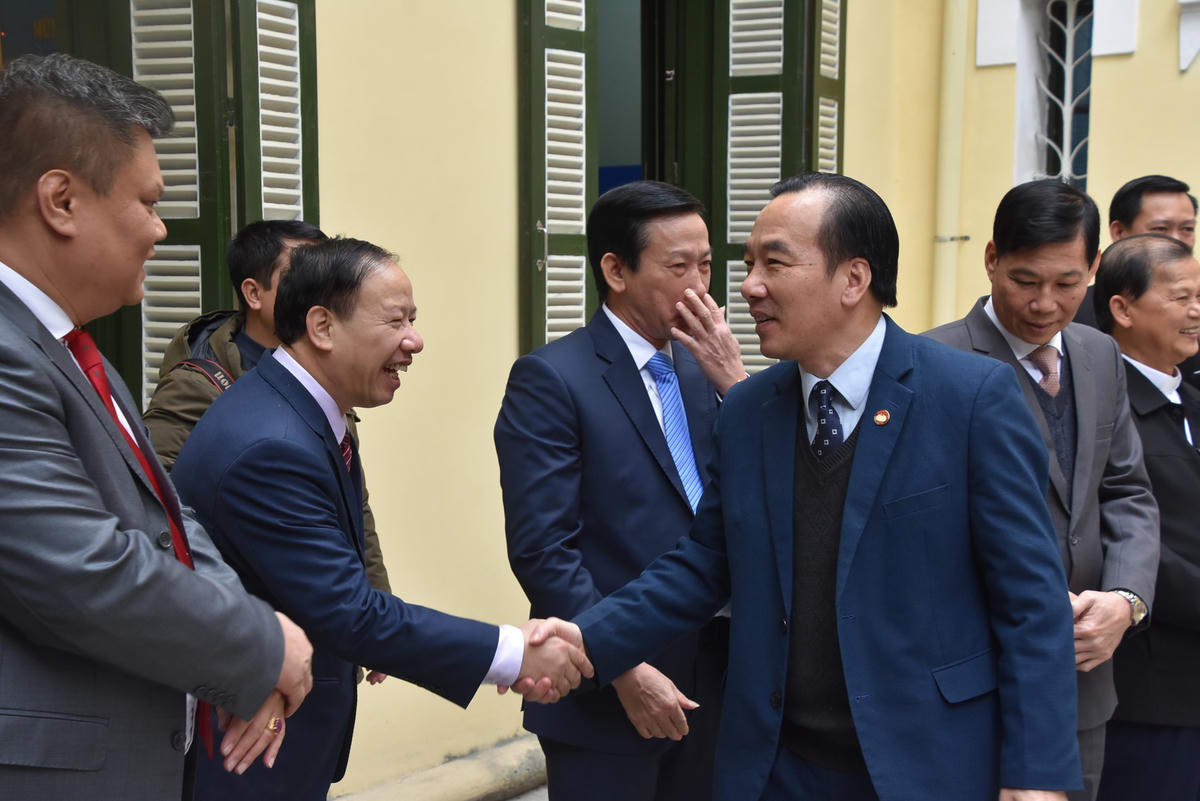 Phó Chủ tịch UBTƯ MTTQ Việt Nam Ngô Sách Thực chúc mừng Ủy ban Đoàn kết Công giáo Việt Nam.
