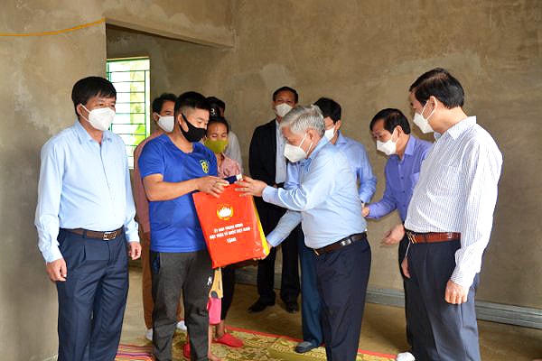 Ấm áp những căn nhà Đại đoàn kết tại huyện Điện Biên Đông