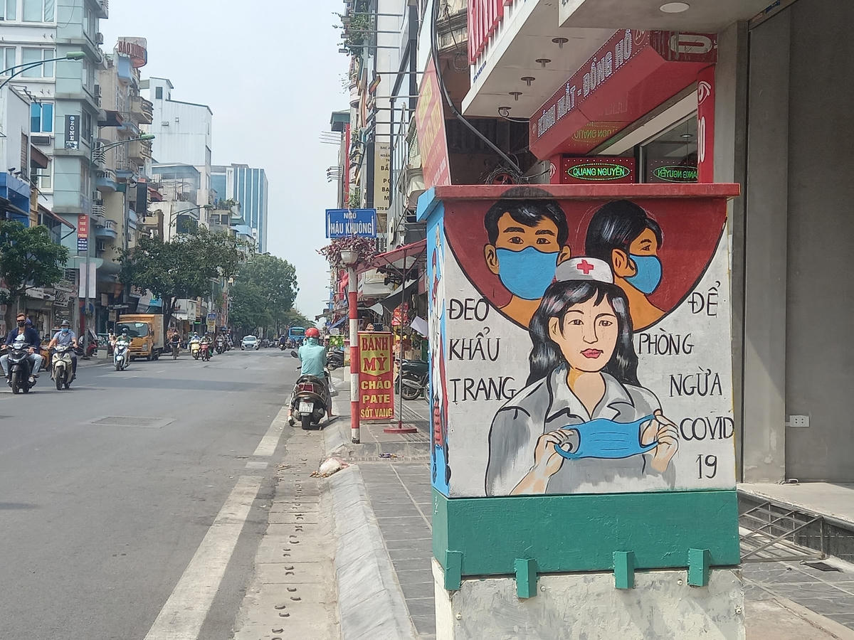 Một bức tranh cổ động tuyên truyền phòng, chống dịch.