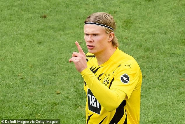 Erling Haaland đang có phong độ ấn tượng trong màu áo Borussia Dortmund.