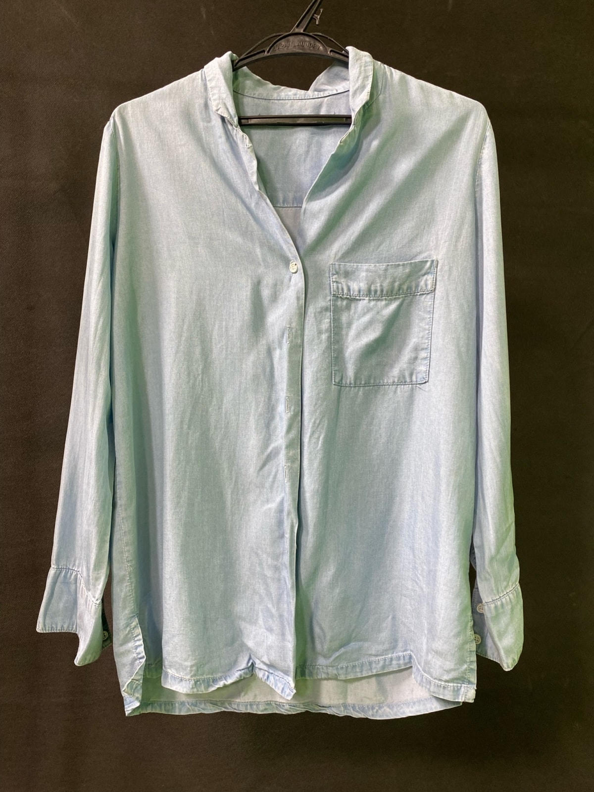 Chiếc áo được thanh lý 50.000 của Đỗ Mỹ Linh.