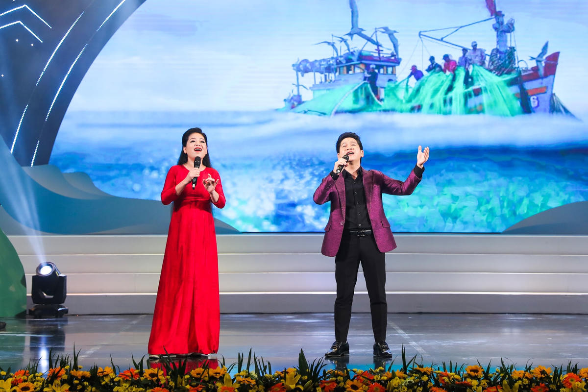 Ca sĩ Anh Thơ – Trọng Tấn.