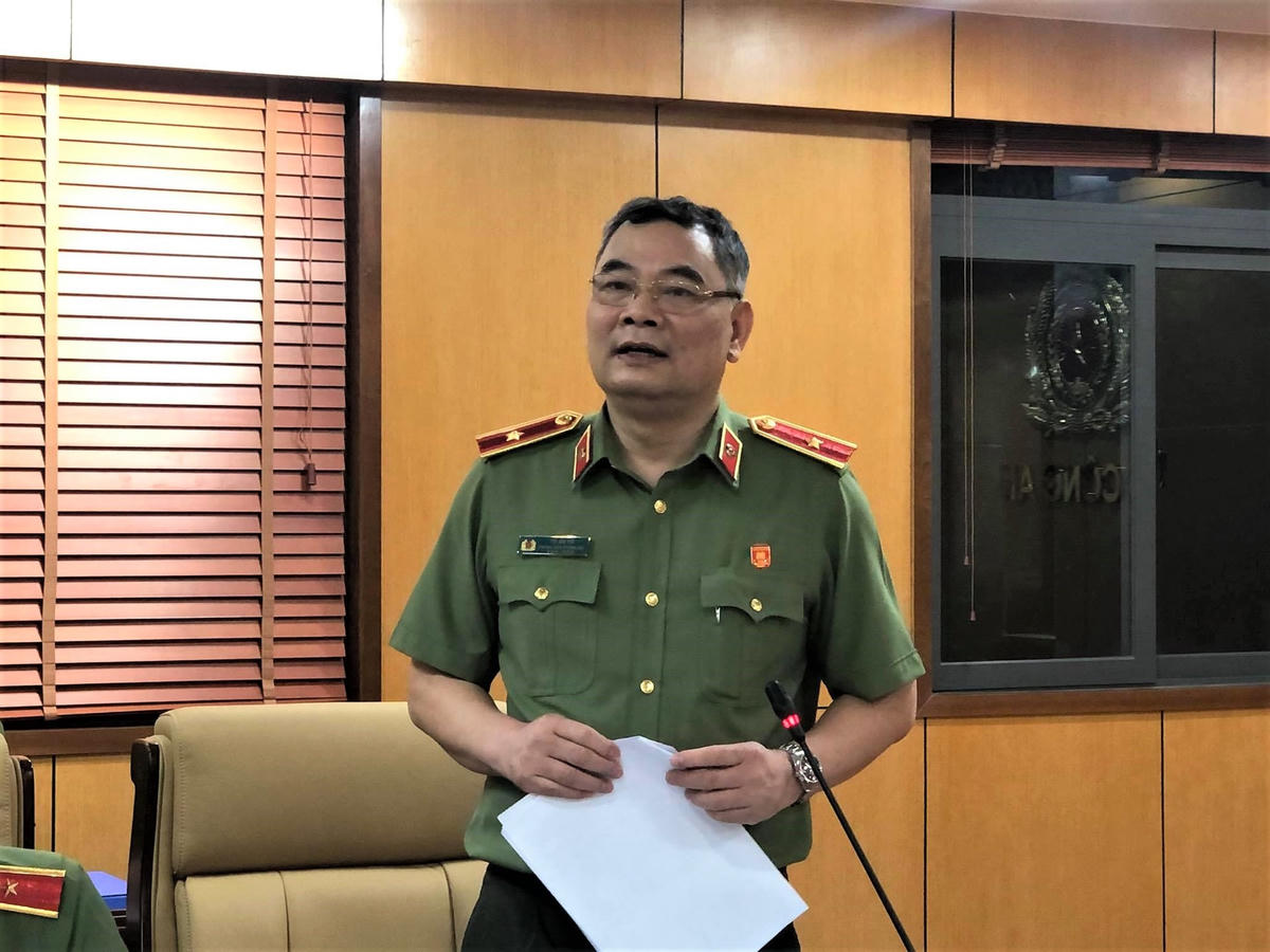 Thiếu tướng Tô Ân Xô, Chánh Văn phòng, người Phát ngôn Bộ Công an báo cáo công tác ngành công an trong năm 2020 (Ảnh: Hồng Phúc).