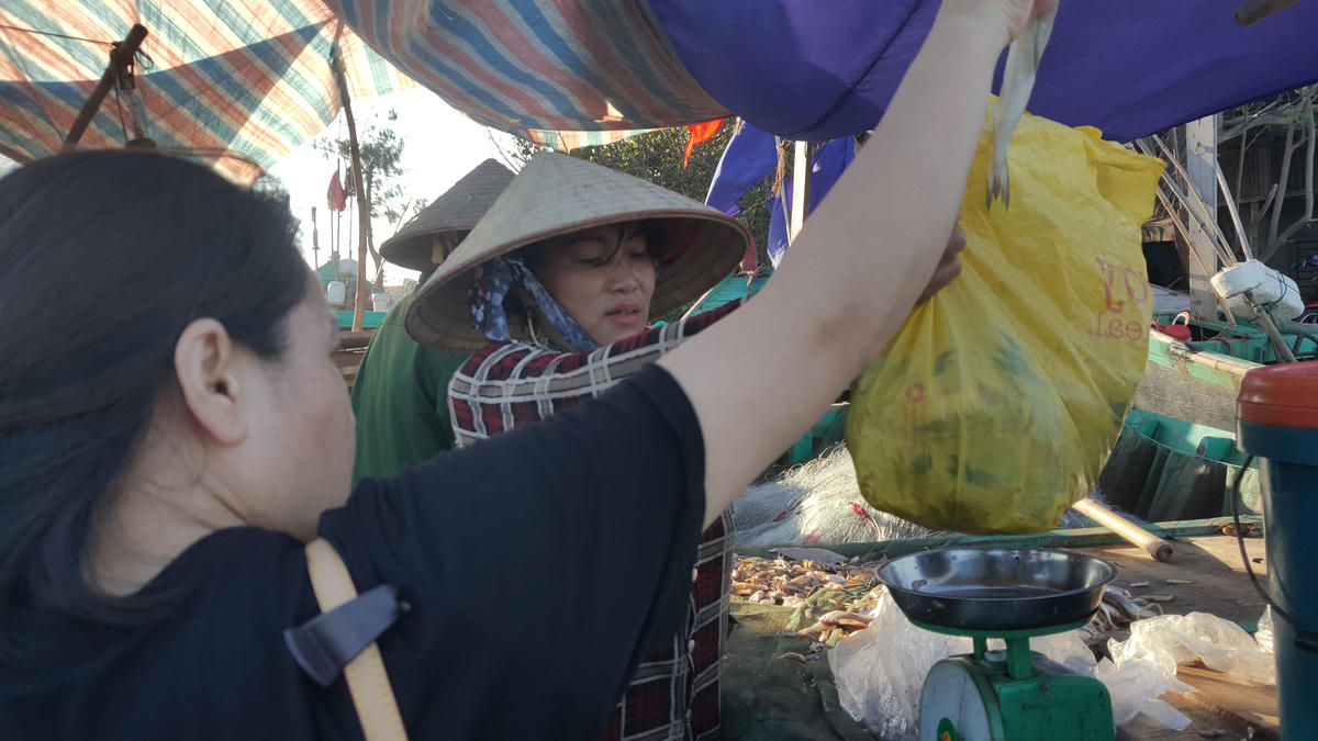 [ẢNH] Nam Định: Mùa này cá chẳng đầy khoang