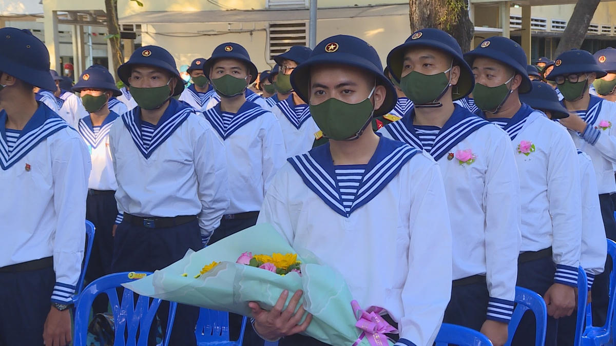 Hơn 4.600 thanh niên TP HCM lên đường nhập ngũ