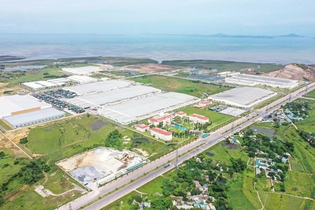 Ông Bùi Văn Lánh đã có vi phạm trong công tác giải phóng mặt bằng tại KCN Hải Hà gây thất thoát NSNN hơn 700 triệu đồng. Ảnh minh họa KCN Hải Hà.