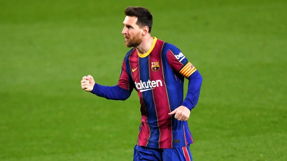 Messi cân bằng kỷ lục "Cầu thủ ra sân nhiều nhất cho Barca" của Xavi. Ảnh: Getty.  