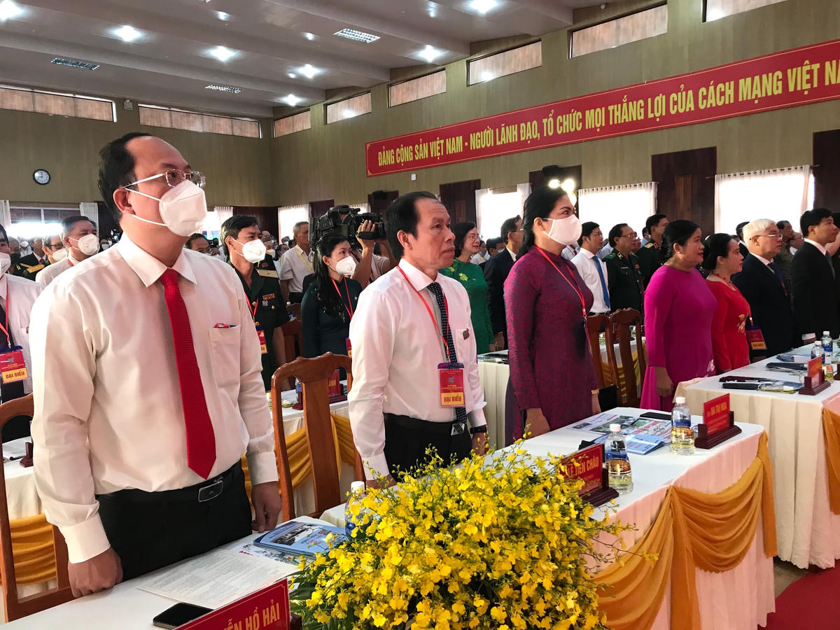 Các vị lãnh đạo Trung ương và địa phương dự buổi lễ.
