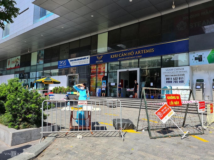 Sảnh chung cư Artemis số 3 Lê Trọng Tấn, quận Thanh Xuân, chiều 19/8. Ảnh: Tất Định.