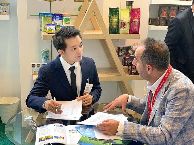 Anh Nguyễn Thanh Tuấn, nhân sự trưởng thành từ chương trình MT, hiện đang đảm nhiệm vị trí Trưởng bộ phận Kinh doanh Xuất khẩu (quản lý thị trường Trung Đông) tại Vinamilk.