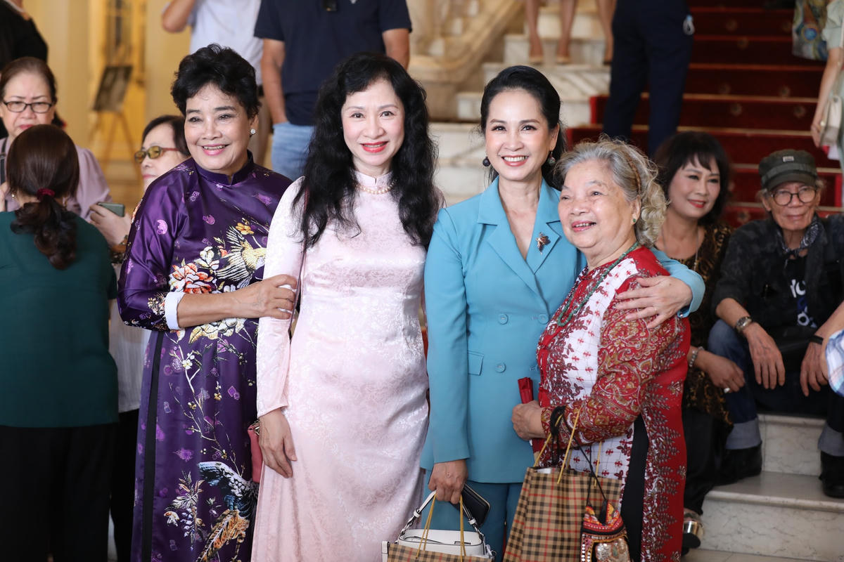 Ngày hội của những người làm sân khấu