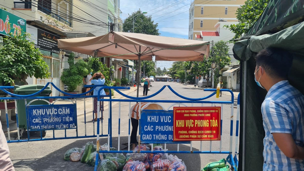 Khu phong tỏa tại Phước Long, TP Nha Trang.