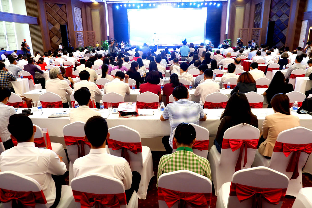 Quang cảnh buổi hội nghị sơ kết thoả thuận hợp tác phát triển du lịch 